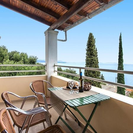 Mediterranean View Hotel Барбати Екстериор снимка