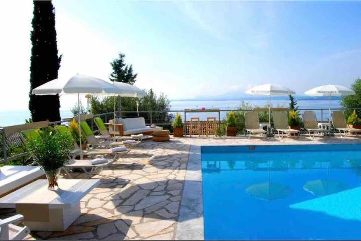 Mediterranean View Hotel Барбати Екстериор снимка