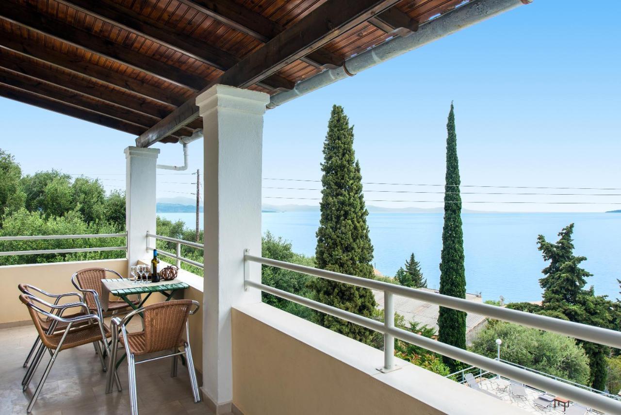 Mediterranean View Hotel Барбати Екстериор снимка